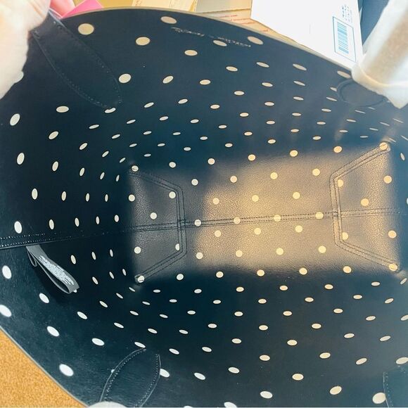 Disney X Kate Spade New York Minnie Mouse Tote Bag With Wristlet Reversible Bag - Picture 8 of 15